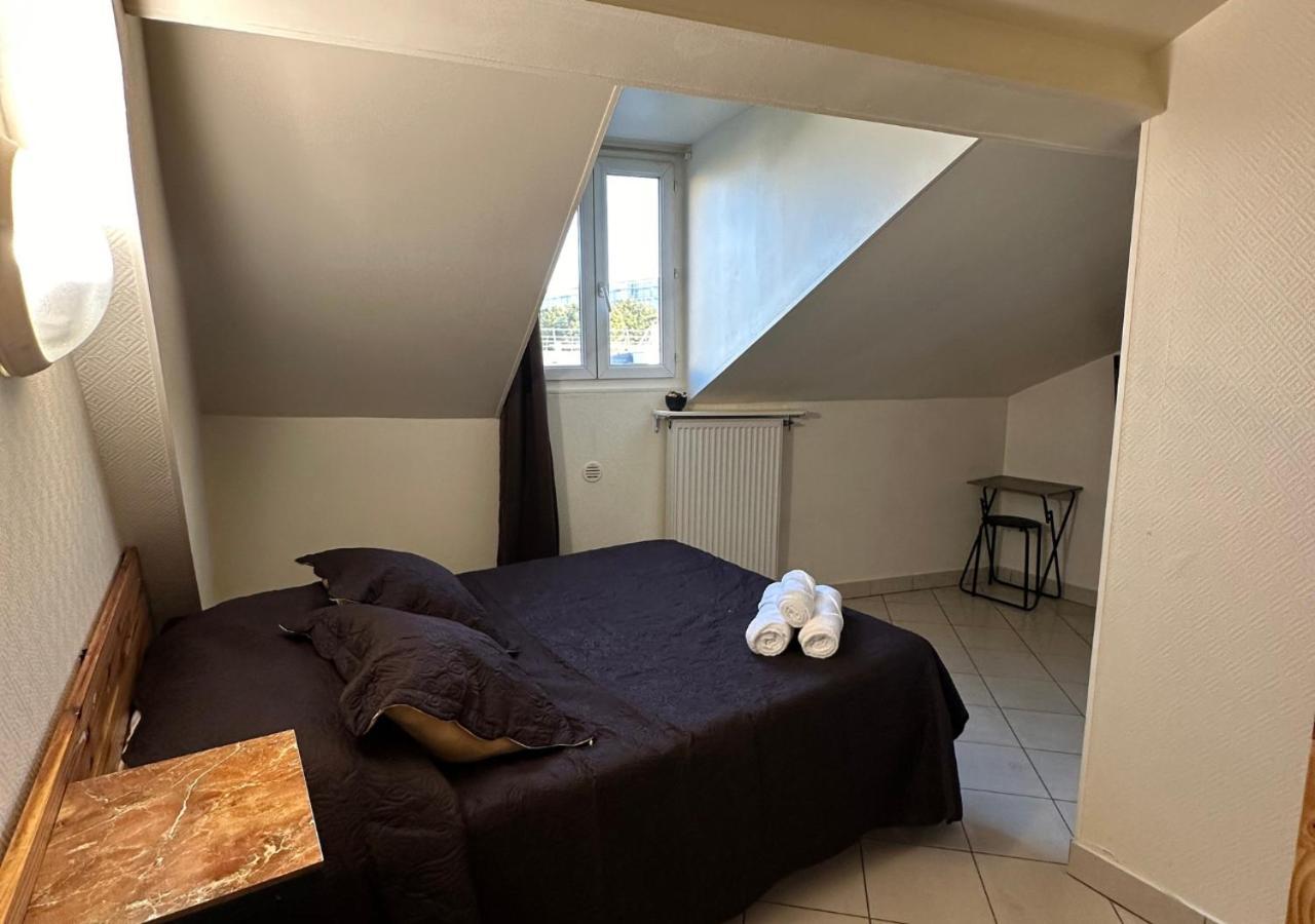 Hotel Victor Hugo Aubervilliers Eksteriør bilde