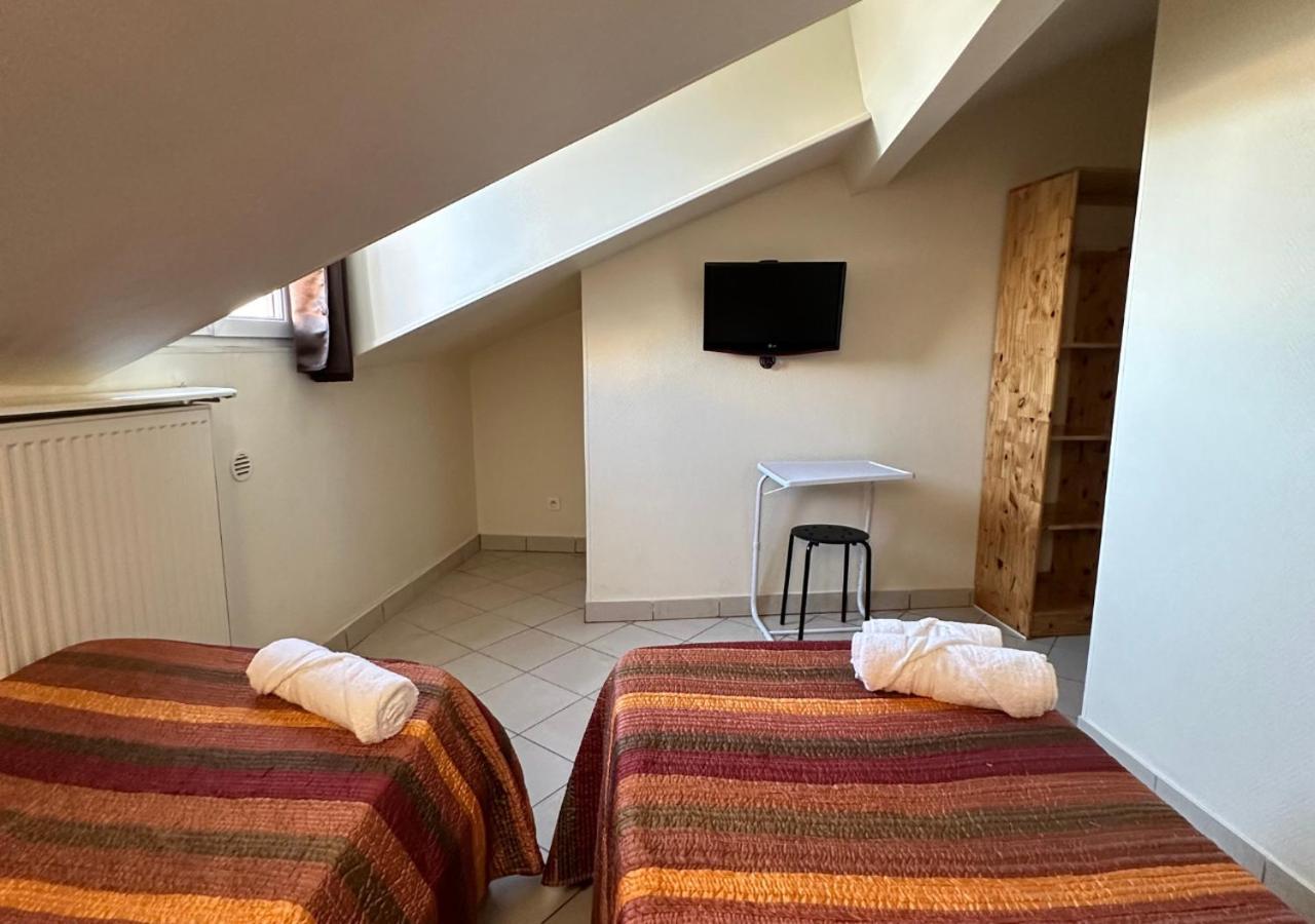 Hotel Victor Hugo Aubervilliers Eksteriør bilde